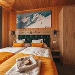 Apartmán Grand Tatry - Sauna I Jacuzzi Wliczone W Cene Pobytu - 10 Minut Pieszo Od Term Bania - Znajduja Sie One W Budynku Obok