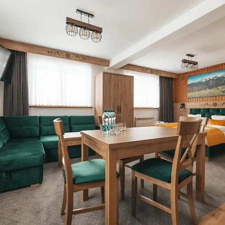Appartamento Grand Tatry - Sauna I Jacuzzi Wliczone W Cene Pobytu - 10 Minut Pieszo Od Term Bania - Znajduja Sie One W Budynku Obok