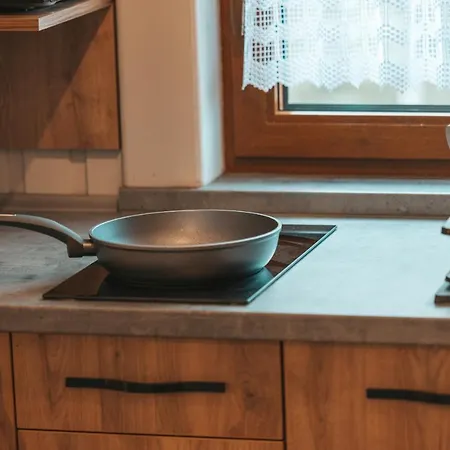Apartamenty Grand Tatry - Sauna I Jacuzzi Wliczone W Cene Pobytu - 10 Minut Pieszo Od Term Bania *