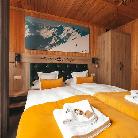 Apartamenty Grand Tatry - Sauna I Jacuzzi Wliczone W Cene Pobytu - 10 Minut Pieszo Od Term Bania Apartment *